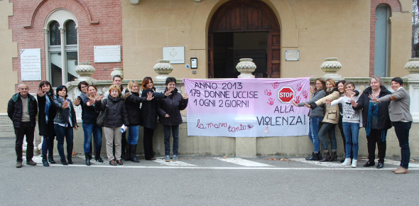 Il sindaco e le dipendenti comunali