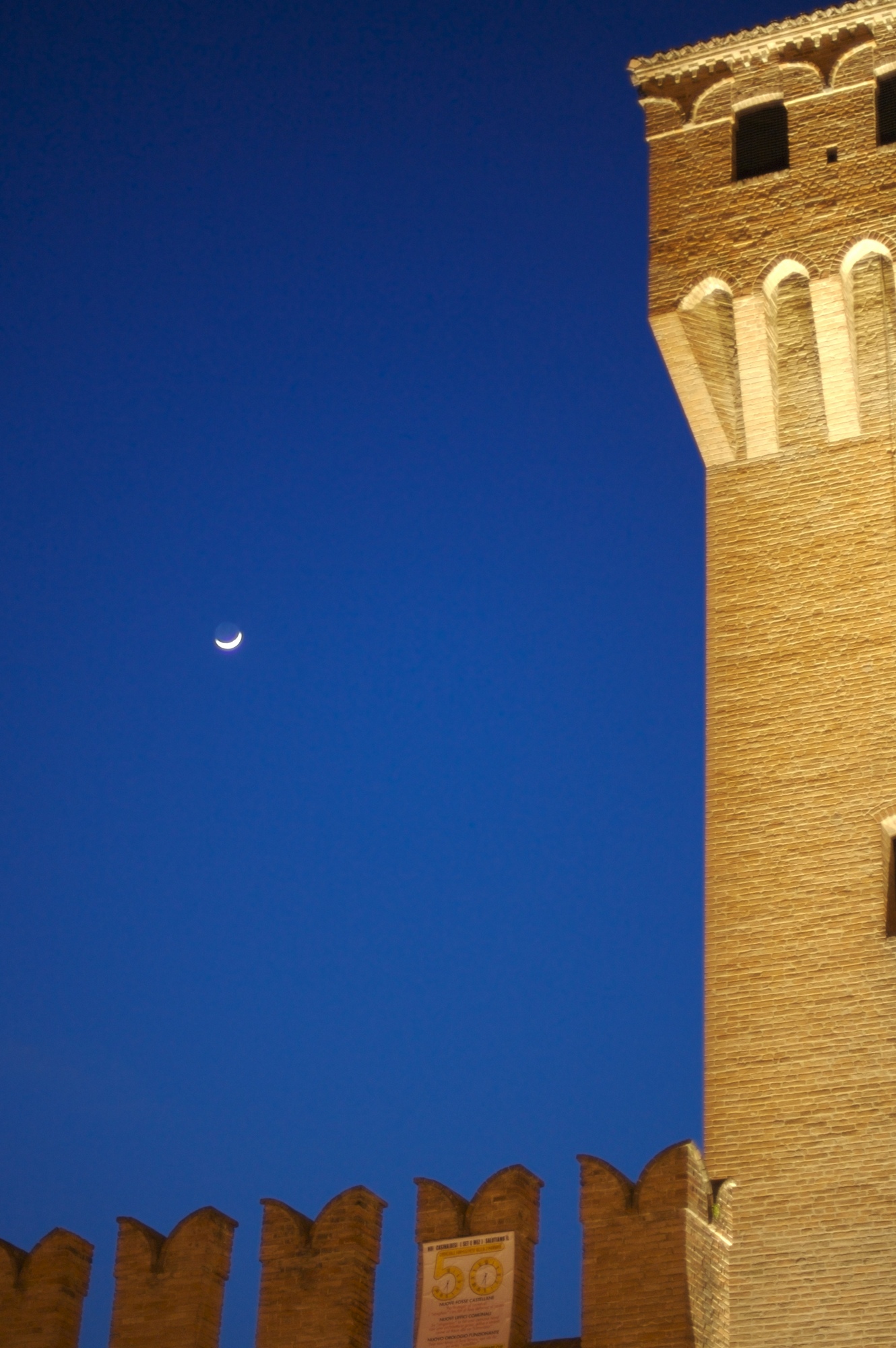 Castello_Formigine_notturno-rid