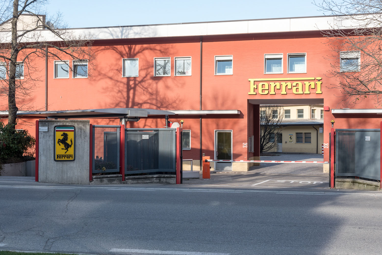 ferrari_ingresso_storico