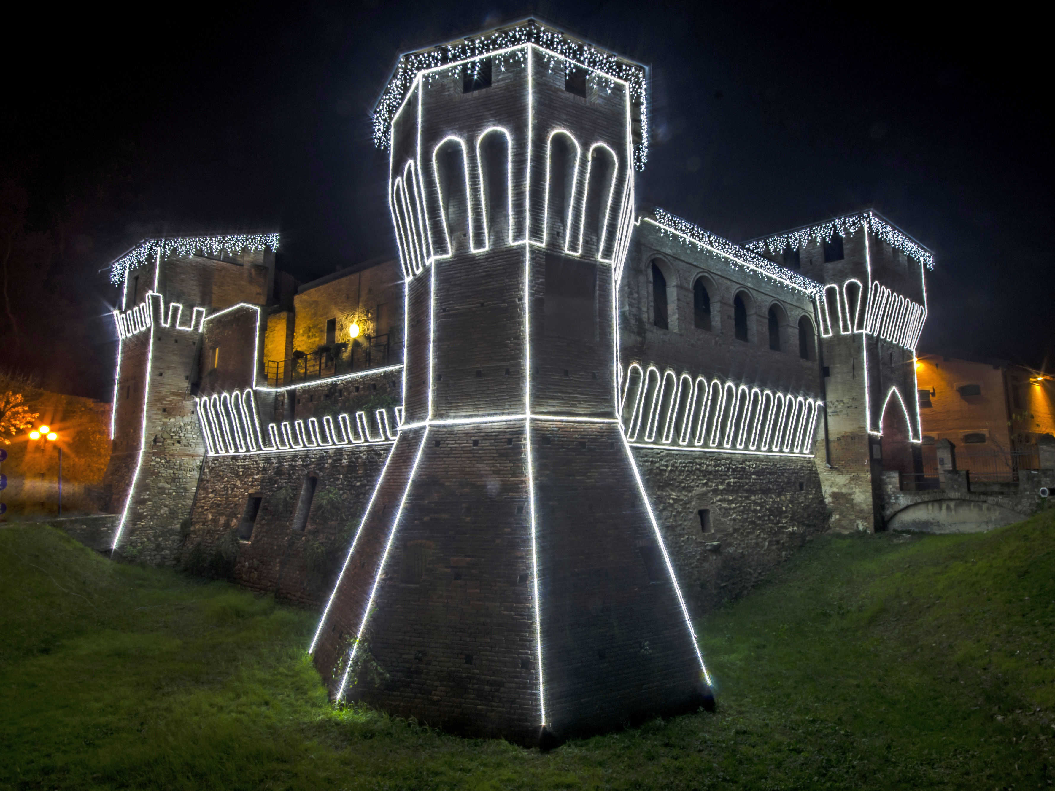 rocchetta-illuminata