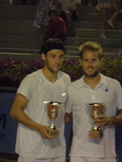 Travaglia travolge Naso, Giorgini fa fuori Safwat, Giannessi si ritira, avanti Marcora e Gaio. La coppia Travaglia-Rondoni  stravince nel torneo di doppio