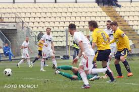 A – 2 dal derby. Carpi e Modena, così vicine e così lontane