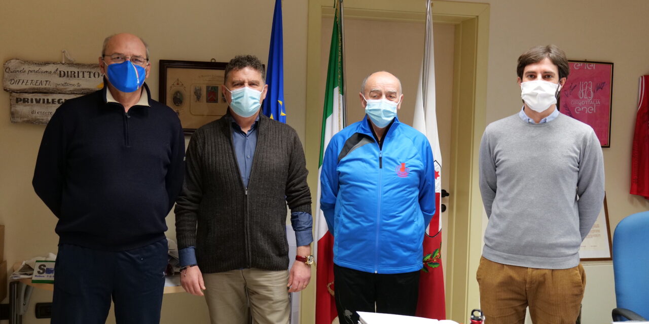 DONAZIONE DELLO SCI CLUB “LA TORRE” E DEL GRUPPO TEATRALE “ATTORI DI SQUOLA” AL COMUNE DI CASTELLARANO
