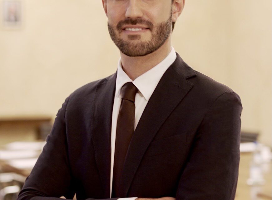 Prefetto Rolli e sindaco Zanni insieme per consegnare la costituzione a ogni neodiciotenne