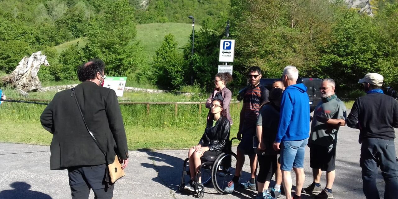 Le Salse di Nirano in un docufilm di RAI 2 su disabilità e sport  Le riprese, questa mattina, sul sentiero ‘Siti aperti’, accessibile anche a persone in carrozzina