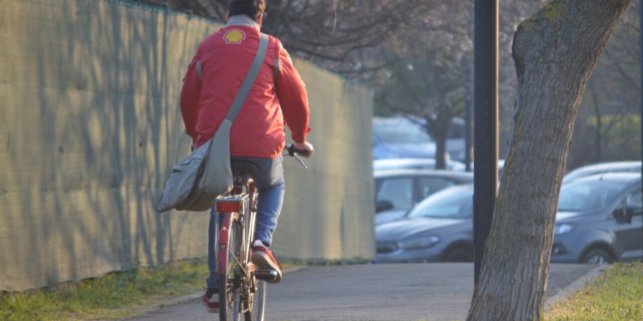 CASA-LAVORO IN BICI, MARANELLO PROROGA DI TRE ANNI IL ‘BIKE TO WORK’:  FINORA IL PROGETTO HA FATTO RISPARMIARE 34 TONNELLATE DI CO2