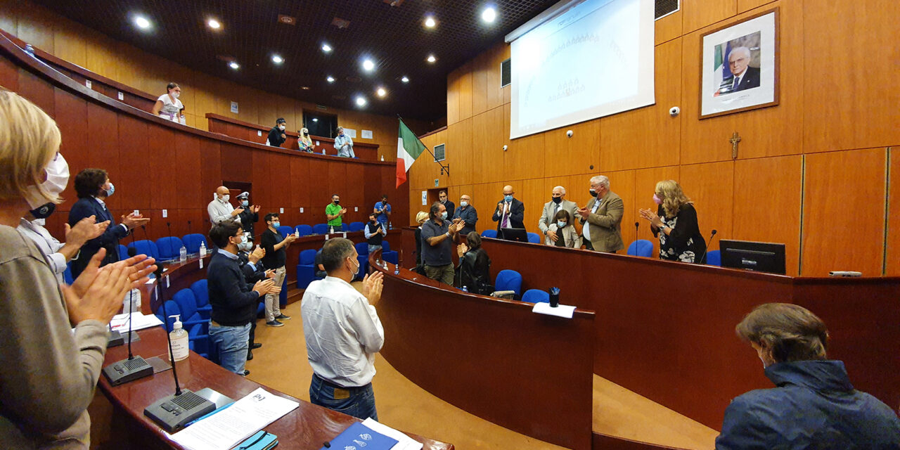 IL CONSIGLIO COMUNALE HA SALUTATO IL COMANDANTE SEFANO FASO PROSSIMO ALLA PENSIONE