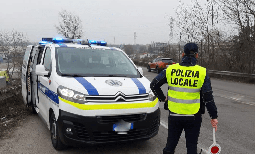 LA POLIZIA MUNICIPALE E IL CONTROLLO DELLE ASSICURAZIONI AUTO