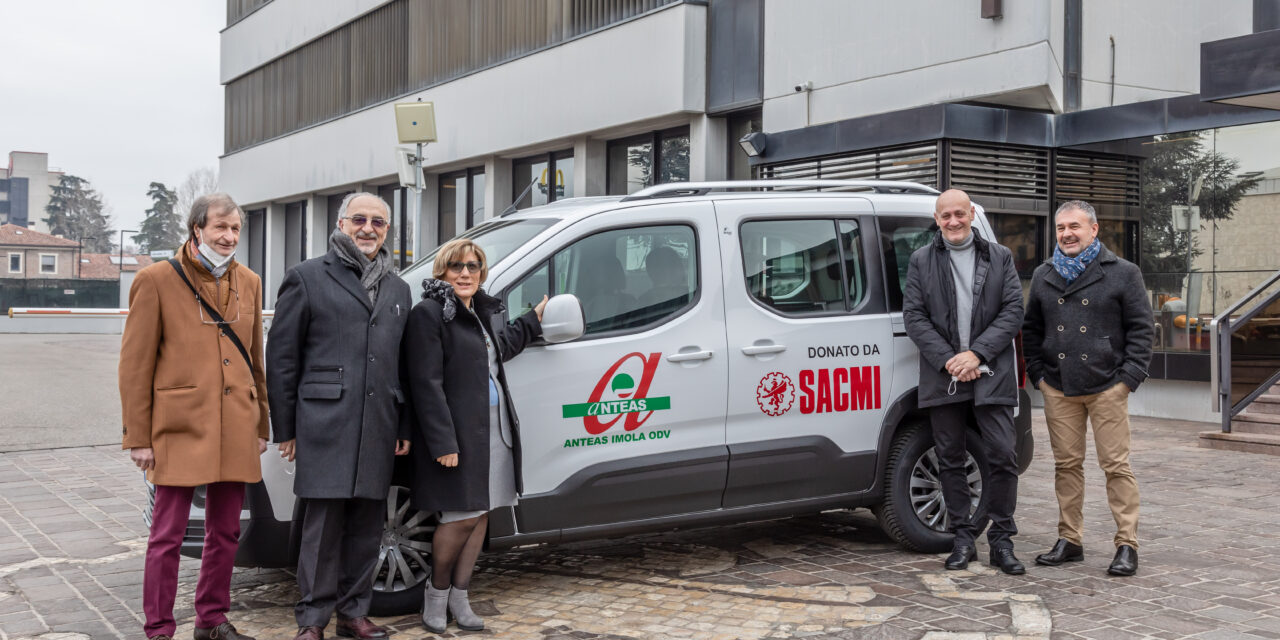 SACMI DONA UN NUOVO AUTOMEZZO ATTREZZATO AD ANTEAS IMOLA GIÀ OPERATIVO, PERCORRERÀ NEL 2022 OLTRE 10MILA KM PER SERVIZI DI TRASPORTO A PERSONE CON DISABILITÀ