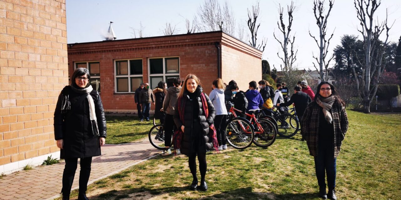 MARANELLO, NELLE SCUOLE MEDIE LABORATORI E ATTIVITÀ ALL’APERTO  PER DIALOGARE SU AMBIENTE, SOLIDARIETÀ E MOBILITÀ SOSTENIBILE  INSIEME ALLE ASSOCIAZIONI LOCALI E ALL’AMMINISTRAZIONE 