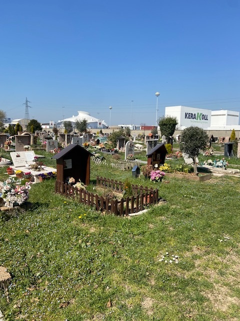 Iniziati gli sfalci nei cimiteri