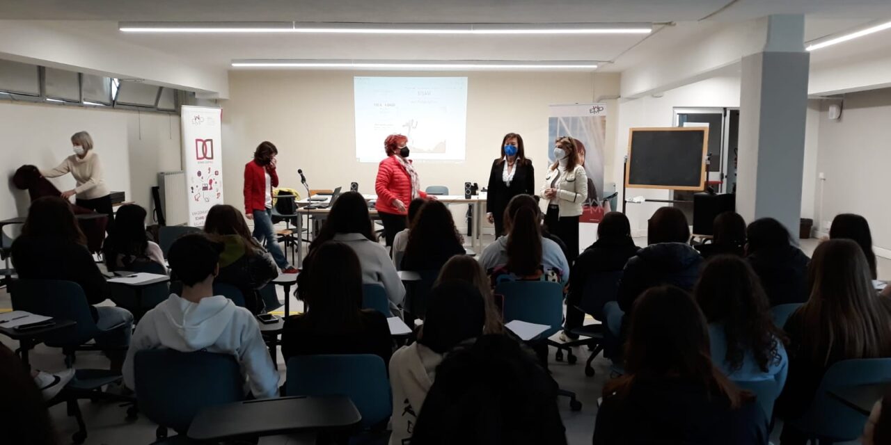 “Ragazze Digitali” e discipline STEM