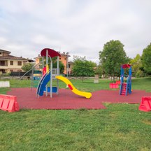Interventi nelle aree giochi dei parchi