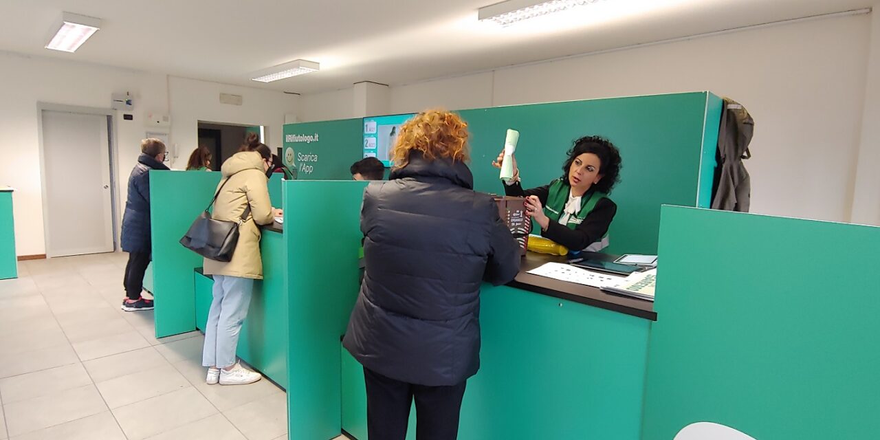 RISPOSTA INTERROGAZIONE SU CITTADINI STRANIERI E TESSERA SMERALDO
