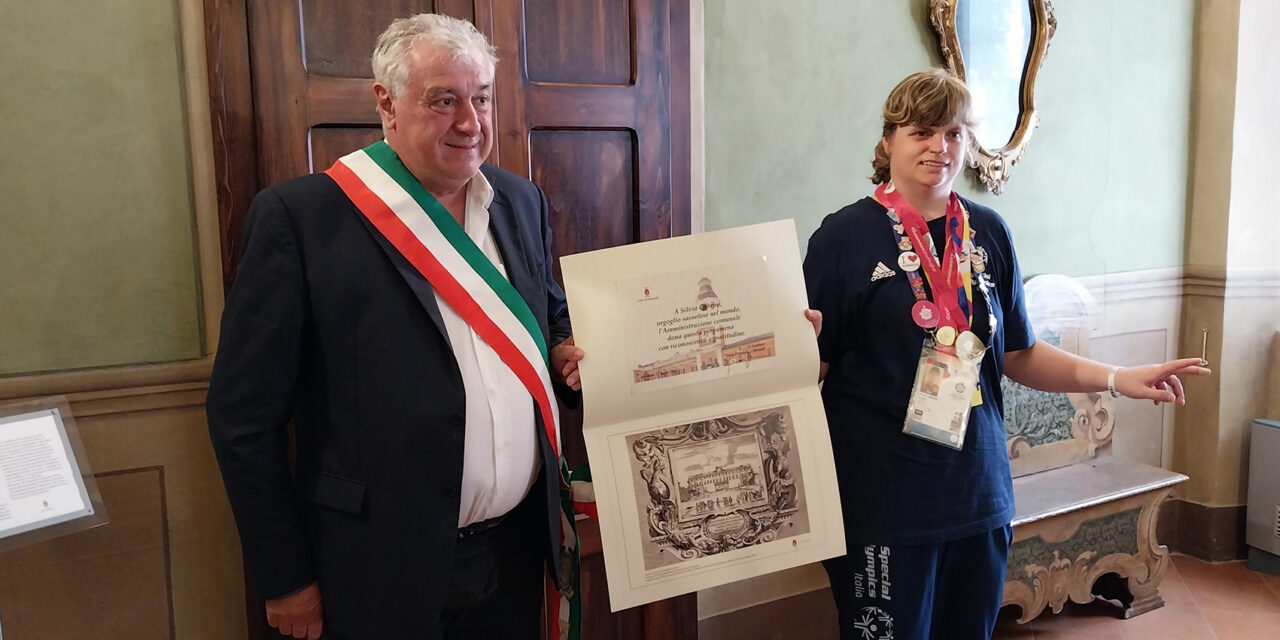 LA CAMPIONESSA MONDIALE SILVIA CABRINI RICEVUTA IN MUNICIPIO