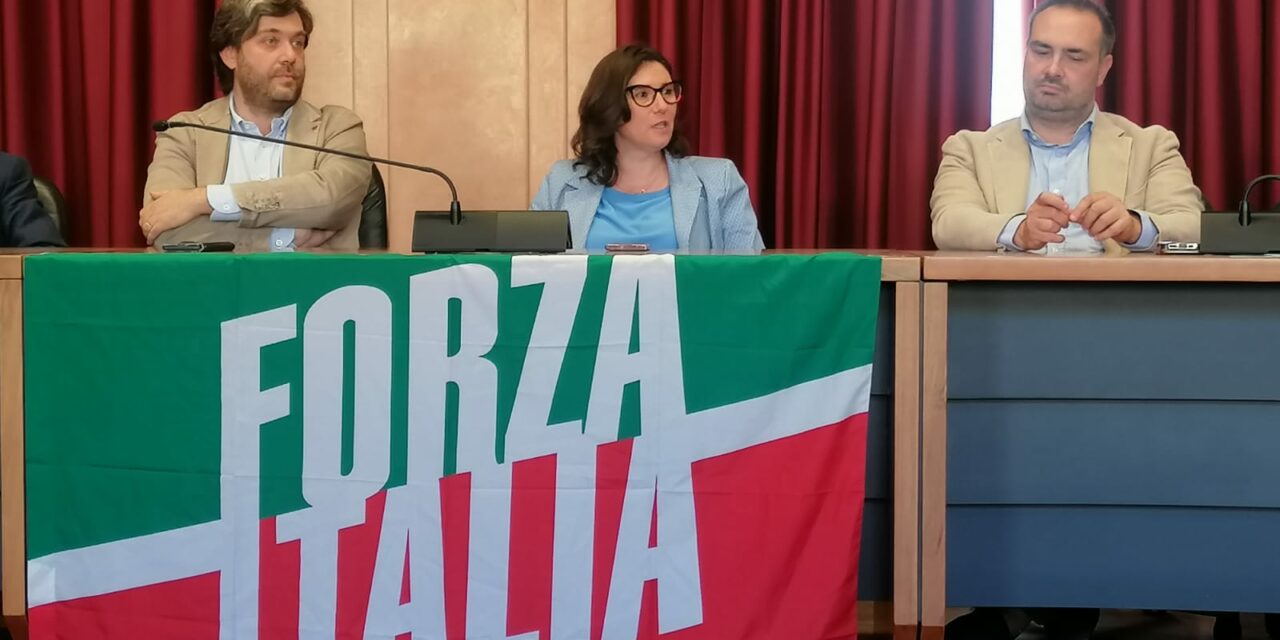 SALARIO MINIMO – SALARIO GIUSTO \ Platis e Giacobazzi (FI): Garantiamo potere d’acquisto attraverso la detassazione della tredicesima, del lavoro straordinario e di quello notturno. Diamo dignità a tutti i lavoratori attraverso i Contratti Collettivi. Modena suona la carica: mozione di supporto in tutti i consigli comunali.
