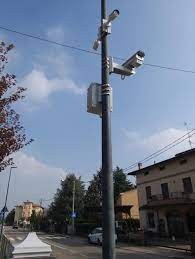 Dispositivi intelligenti, il responsabile di danneggiamenti a vetture in sosta individuato