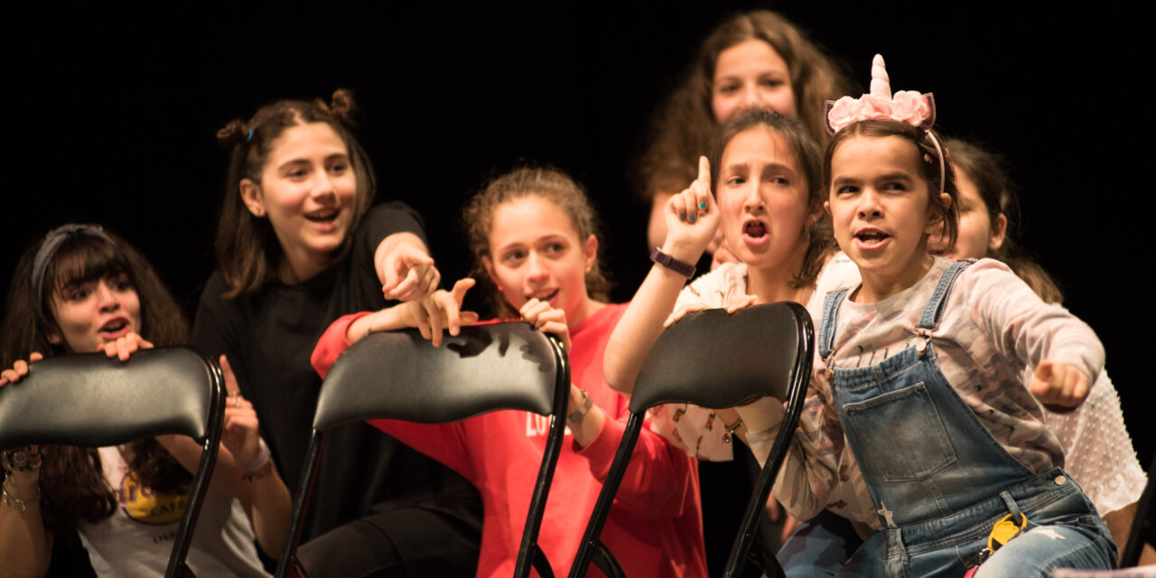 Quinta Parete presenta la rassegna PaeSaggi Teatrali 2023/24: 22 saggi in scena in provincia di Reggio Emilia e a Sassuolo