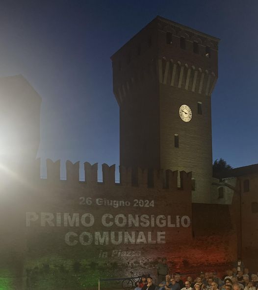 Consiglio comunale del 26 giugno in piazza Calcagnini