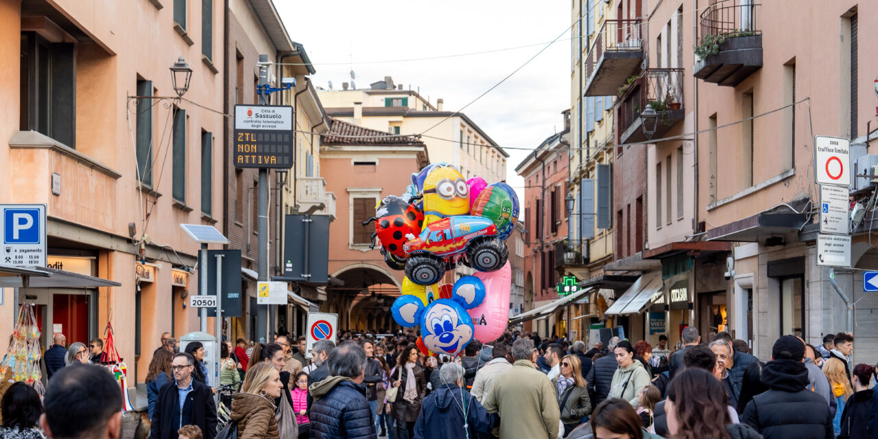 ESPOSITORI PER LE DOMENICHE DI OTTOBRE