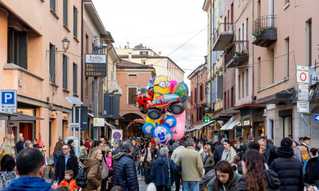 ESPOSITORI PER LE DOMENICHE DI OTTOBRE