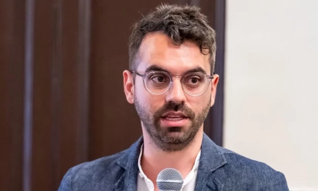 RISPOSTA INTERROGAZIONE BETTUZZI (PD) SUL COMMERCIO