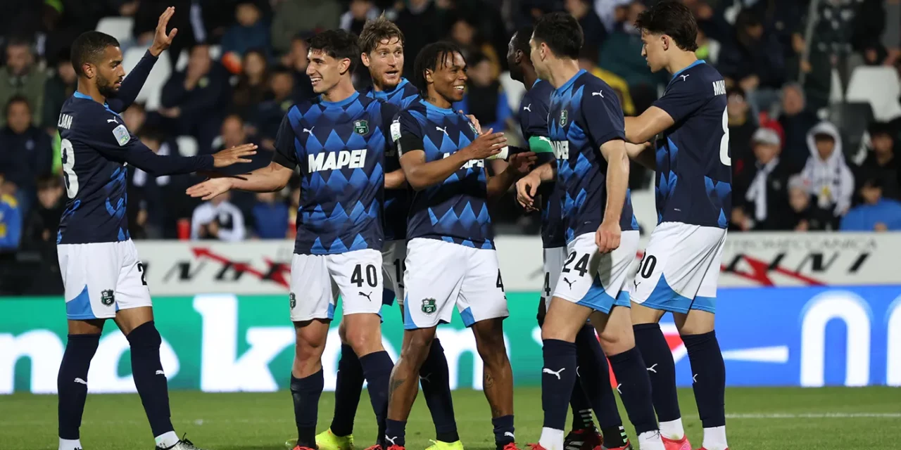 Sassuolo corsaro a Cesena, il Modena ringrazia