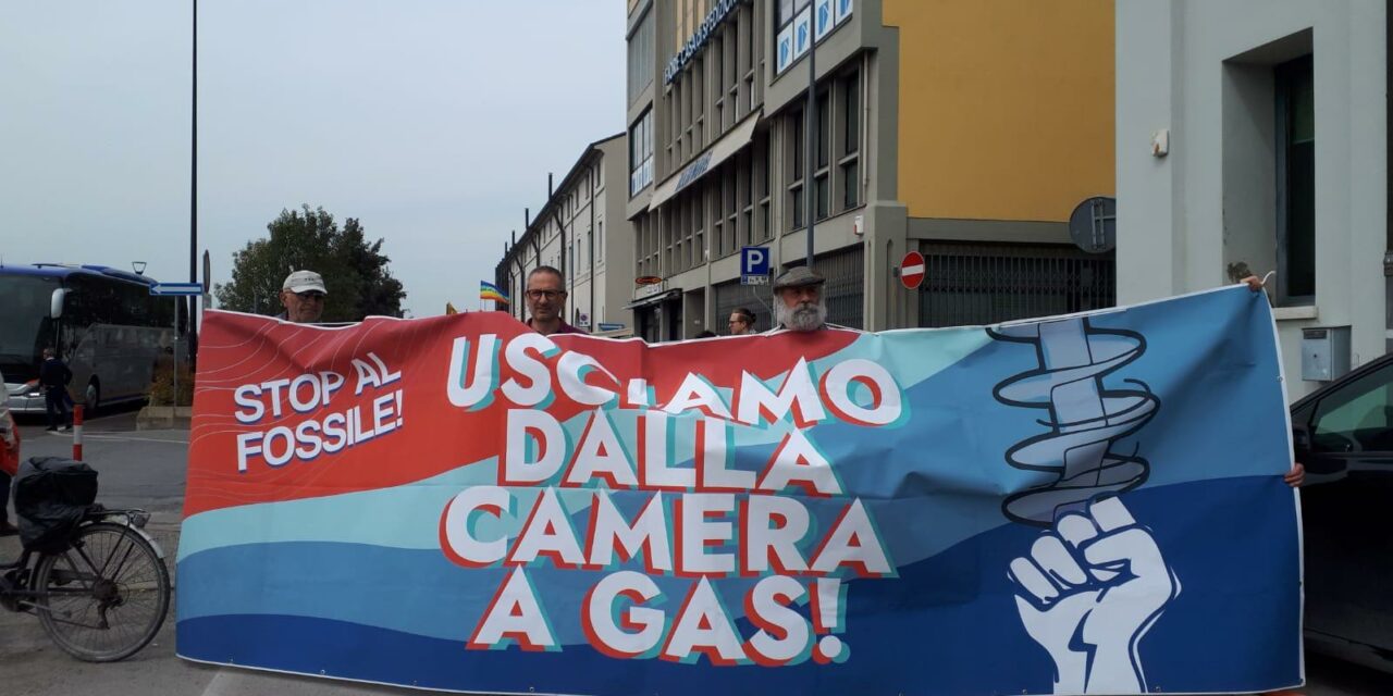 A Ravenna per un pianeta più vivibile, contro un’economia dannosa per l’umanità