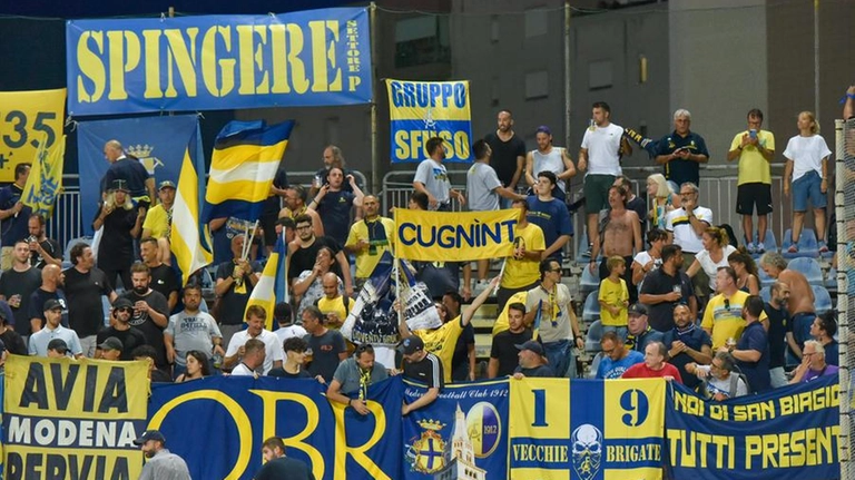 Divieto di trasferta per i sostenitori gialloblu