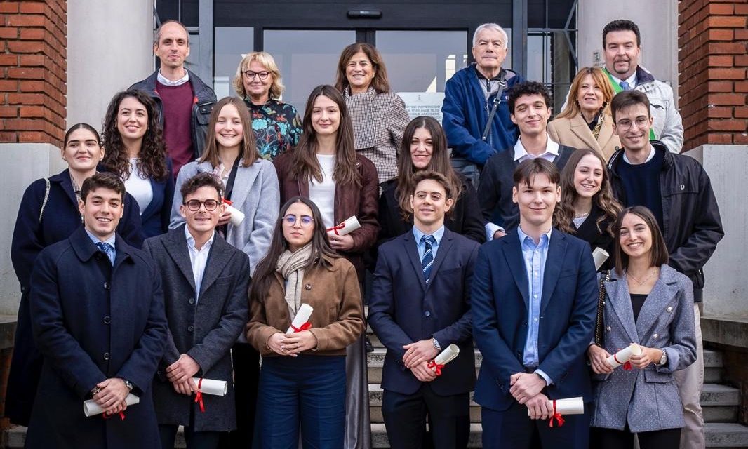 Borse di studio per laureati e universitari