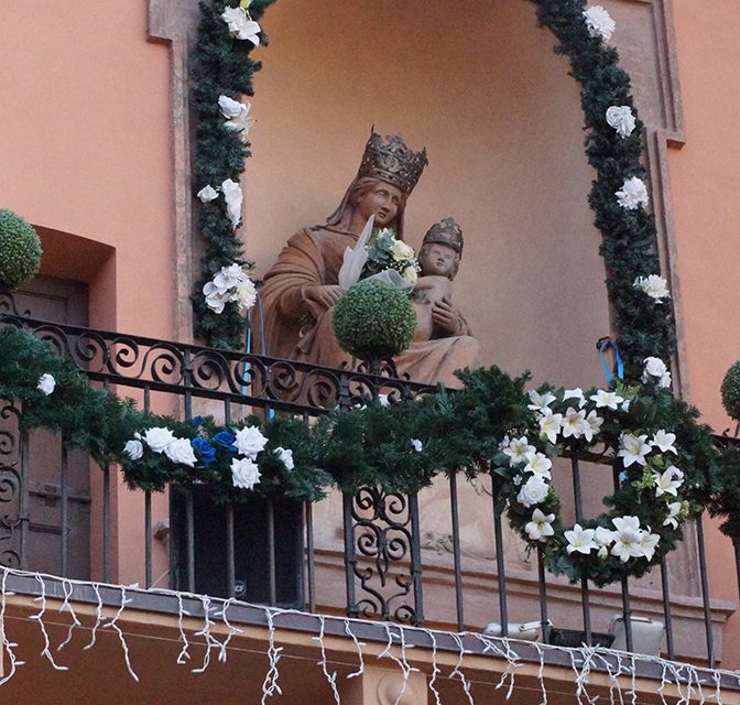 L’OMAGGIO ALLA BEATA VERGINE