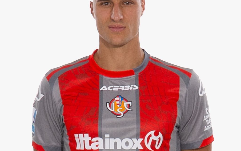 Il calciomercato canarino batte il primo colpo, De Luca gialloblu