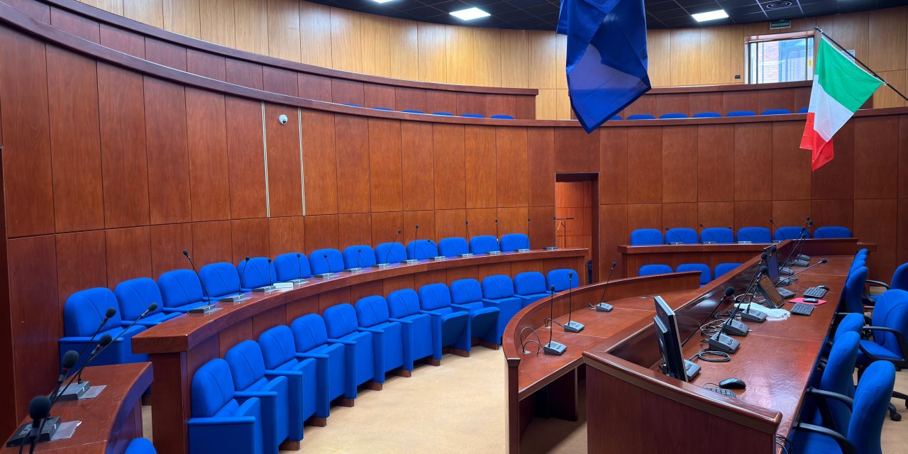    AL TERMINE DEI LAVORI RIAPRE LA SALA CONSIGLIARE