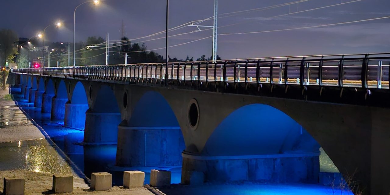 PONTE VEGGIA SI TINGE D’AZZURRO PER LA “NOTTE CELESTE”