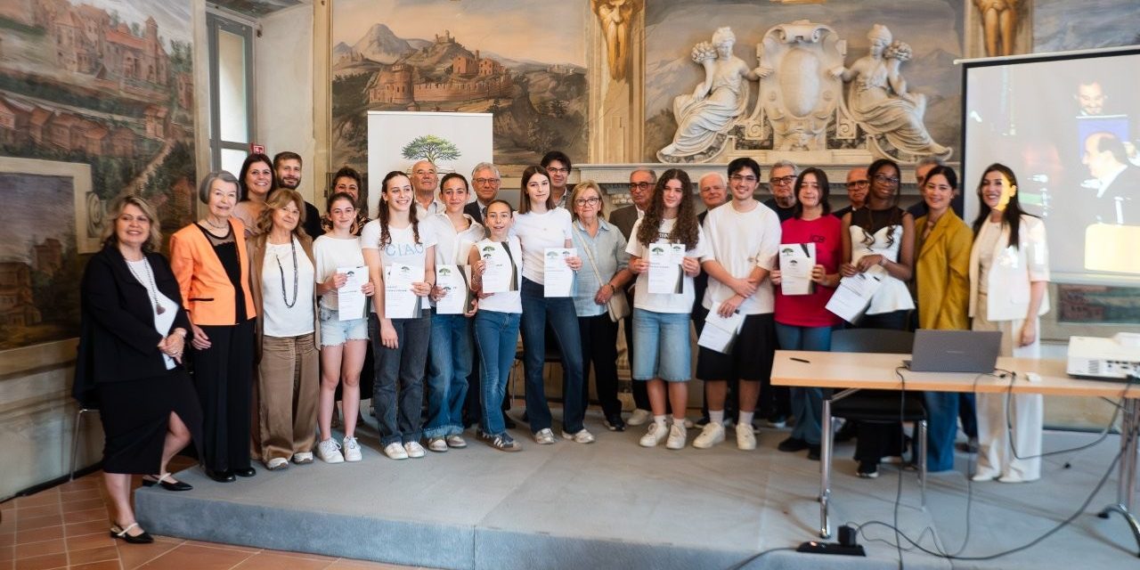 Al Castello di Spezzano la prima edizione del Premio “Egidio Pagani”: consegnate 9 borse di studio agli studenti meritevoli di Fiorano e Spezzano