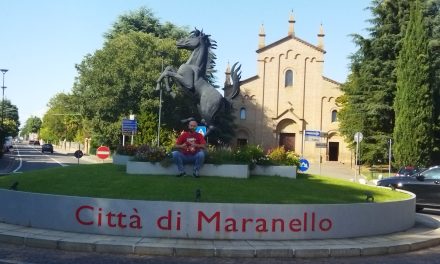 Il video di PIASTRELLE & MOTORI: profumo di distretto