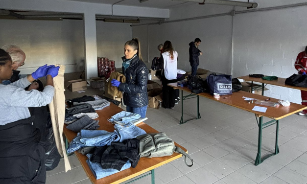 Modena,​ 26 settembre 2026 – “Apri l’armadio”: raccolta di indumenti maschili per le persone senza dimora con Porta Aperta e Croce Rossa