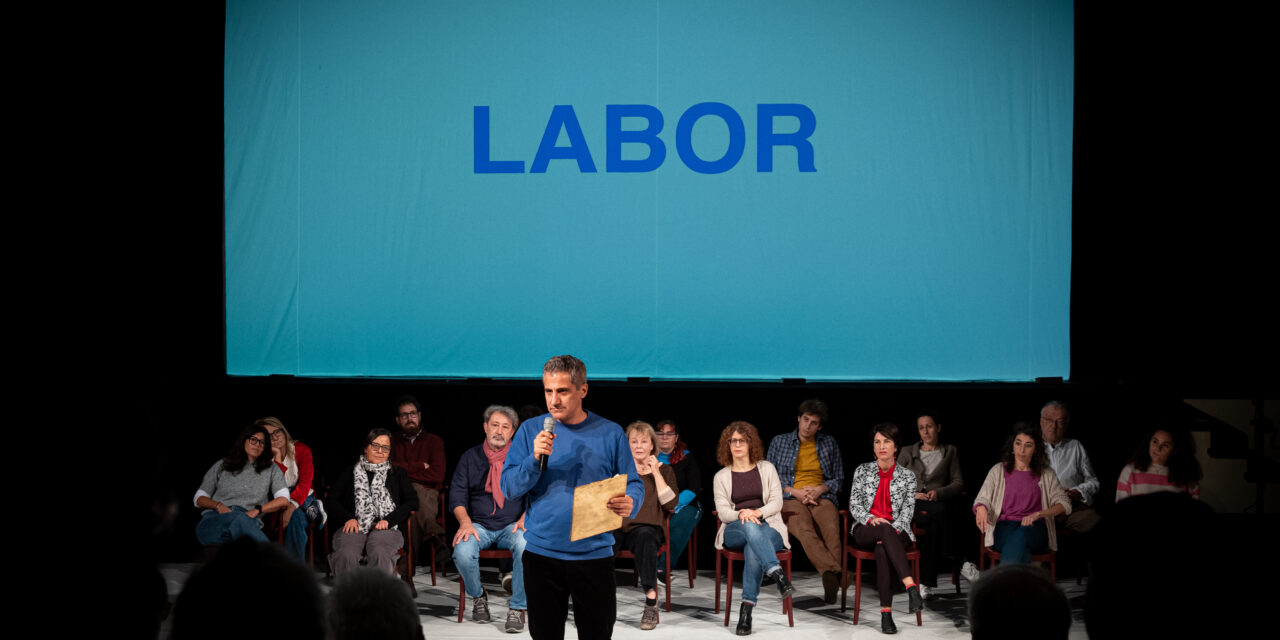Dal lavoro alla scena: al Teatro Carani un laboratorio gratuito per raccontarsi in prima persona