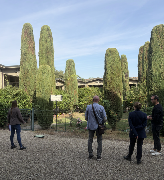 Cimiteri: interventi su verde, accessibilità e nuove aree