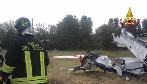 Contatto tra due velivoli in volo, salvi i due piloti