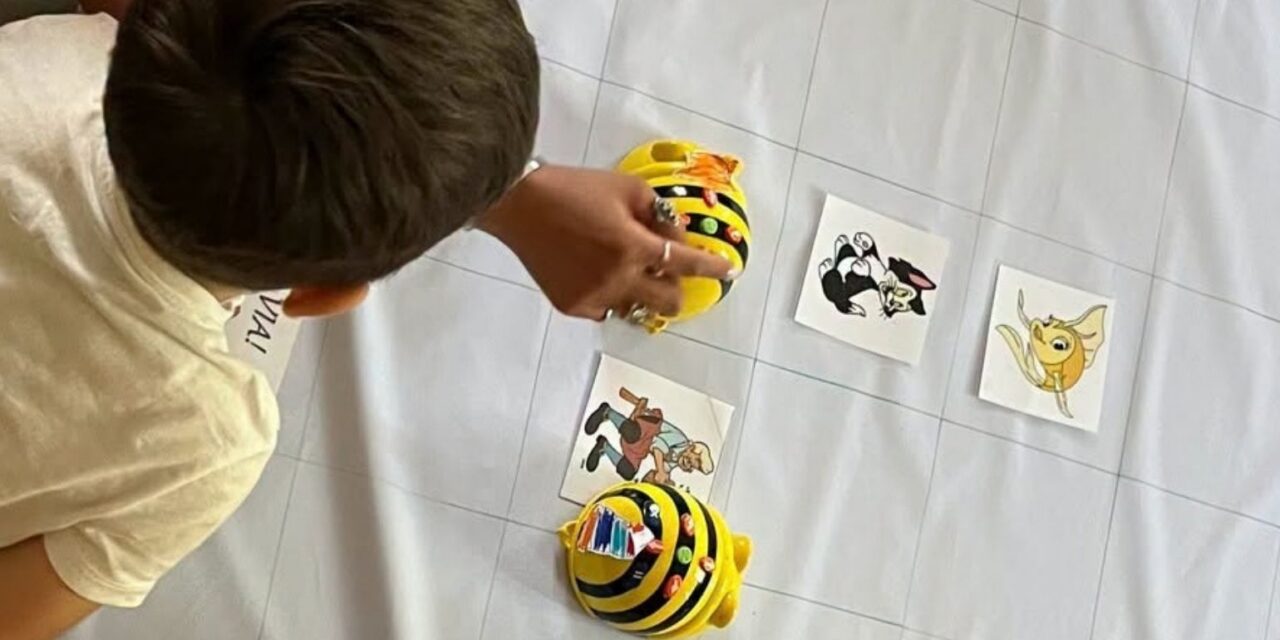 Bee-Bot Safari: avanti, gira e scopri!
